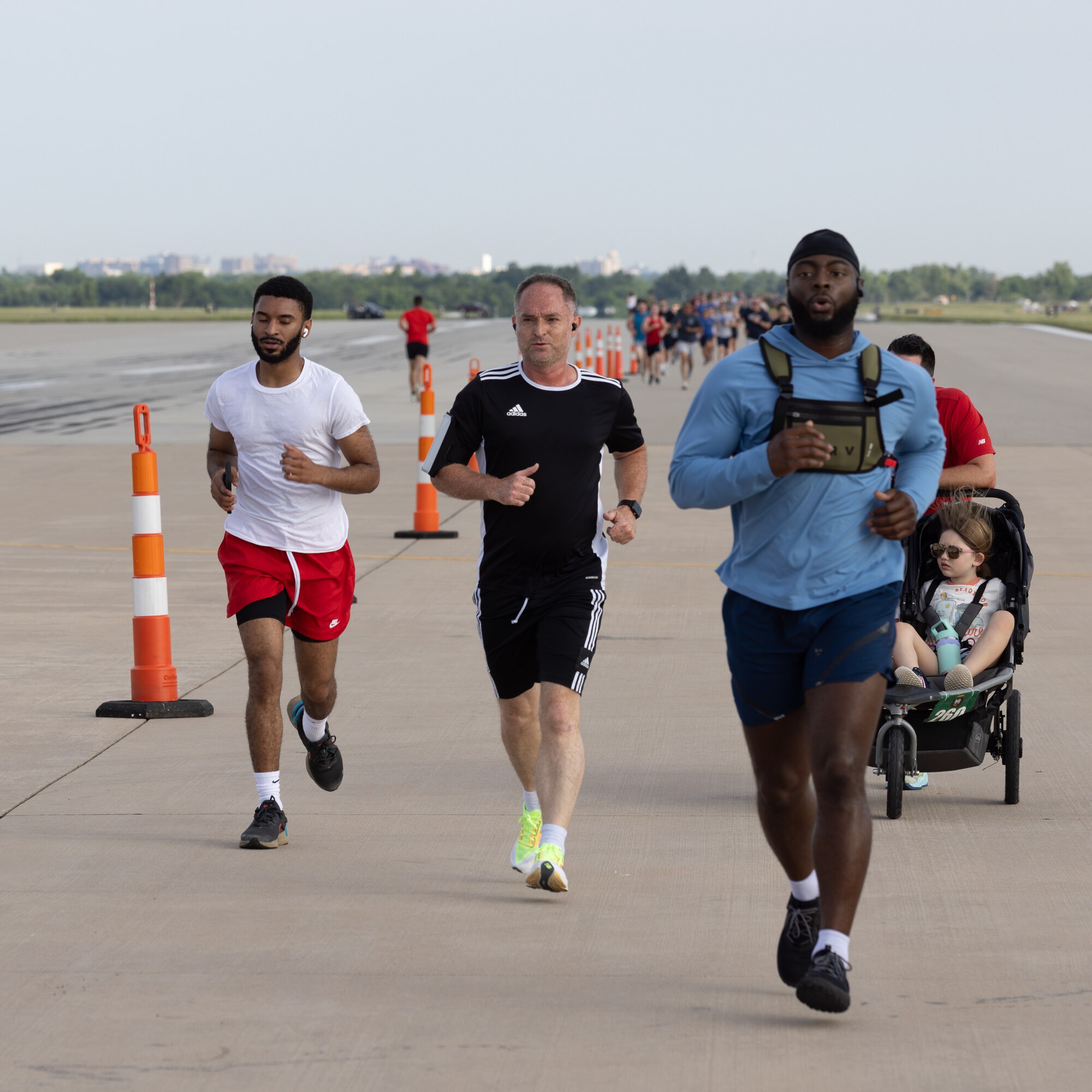 men running