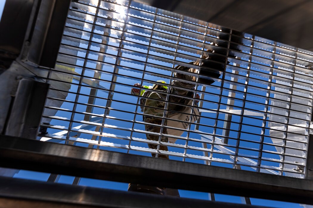 A “power team” made up of Soldiers and civilians from multiple governmental agencies trained together during a two-week exercise May 27 through June 7. The scenario simulated a devastating power outage affecting multiple states.