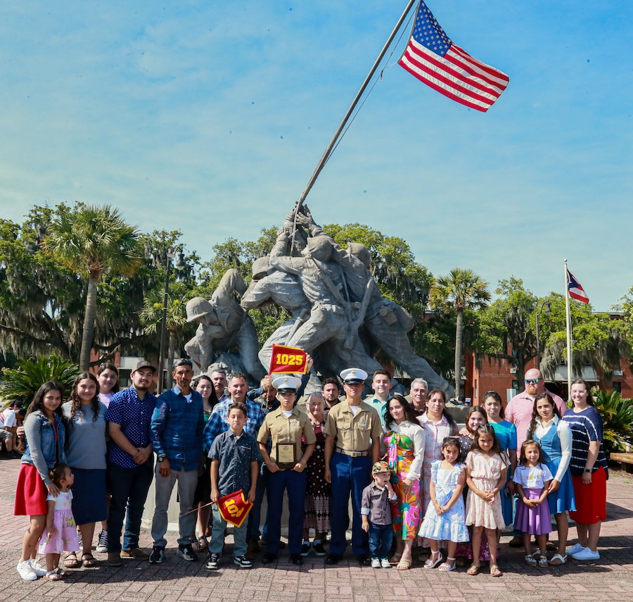 Brother and Sister, Billy and Lily Membreno Paz, grew up in a tight-knit family dynamic in a family of seven. With strong El Salvadorian roots, they were surrounded by a depth of culture throughout their childhood that later influenced them to both choose to enlist into the Marine Corps. 



Shipping from RSS Decatur, both Billy and Lily arrived at Parris Island together, with the same goal in mind: Earn the Title of United States Marine. Training simultaneously in Bravo Company, the siblings used the motivation they found in each other and their family back home to not only earn the title, but excel in doing so.



(U.S. Marine Corps photo by Cpl. Jacqueline Akamelu)