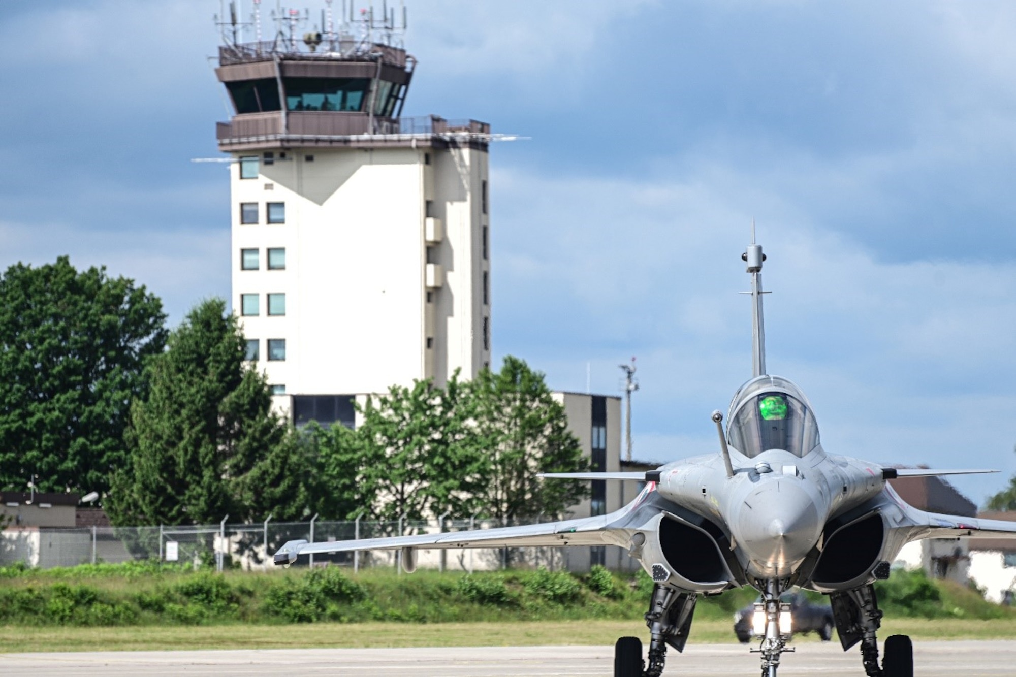 A French Air Force Dassault Rafale parks on the flight line at Ramstein Air Base, Germany, June 6, 2024. The Rafale was an integral part of a basic fighter maneuvers exercise at the base which boasted a total of 37 aircraft, comprising both fourth and fifth-generation fighter jets. Ramstein 1v1 exercise demonstrates multilateral cooperation, collaboration, interoperability and solidarity, promoting peace and security. (U.S. Air Force photo by Senior Airman Christian Conrad)