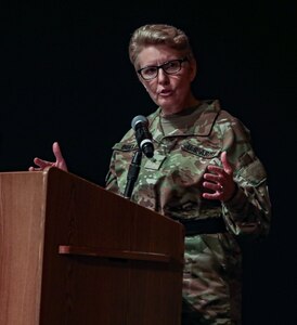 410th Contracting Support Brigade holds change of command