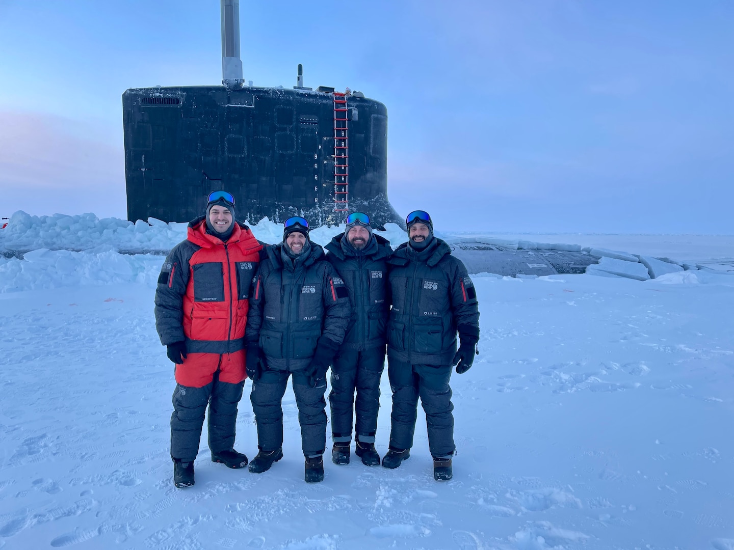 Carderock Engineers Support Signature Testing in the Arctic > Naval Sea ...