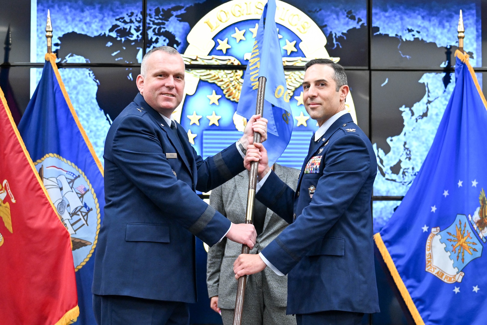 New commander takes charge of DLA Aviation at Ogden > Defense Logistics ...