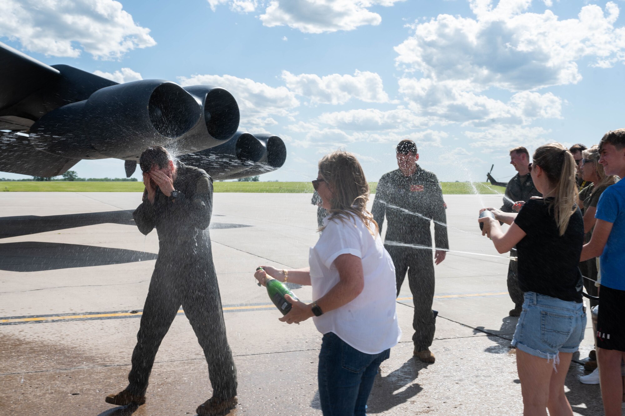 5th Bomb Wing commander embarks on final flight