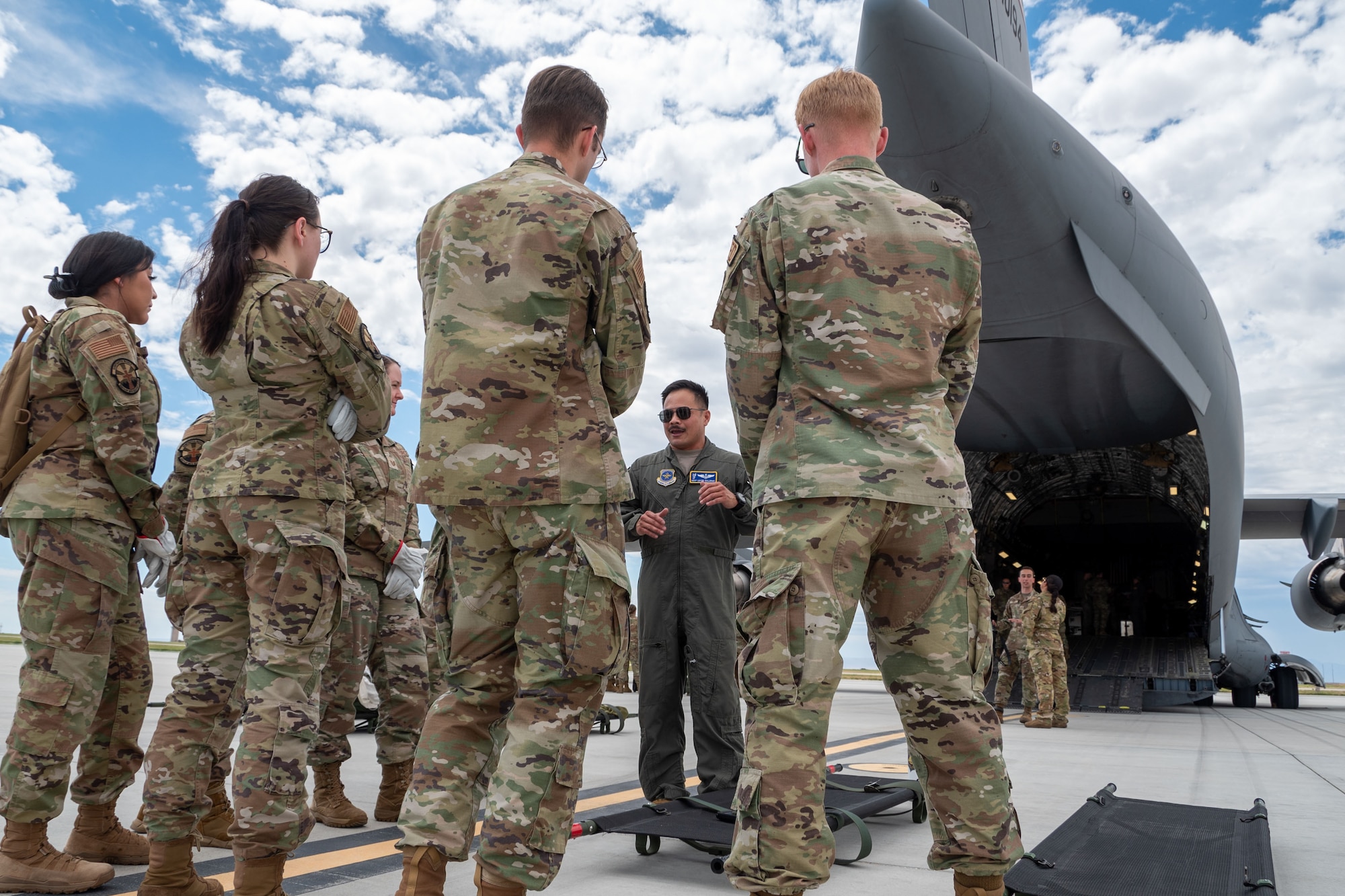 U.S. Air Force Master Seargeant instructs airman.