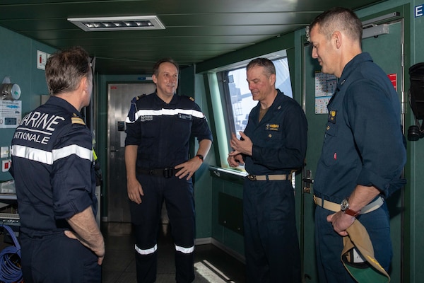 PHILIPPINE SEA (June 14, 2024) – Capt. Ed Angelinas and Capt. Jim Henry, assigned to U.S. 7th Fleet staff, observe the flight deck aboard the French Navy Aquitaine-class frigate FS Bretagne (D 655) while participating in a cross-deck evolution in the Philippine Sea during Valiant Shield 2024, June 14, 2024. Exercises such as Valiant Shield allow the Indo-Pacific Command Joint Forces the opportunity to integrate forces from all branches of services and with our allies to conduct precise, overwhelming multi-axis, multi-domain effects that demonstrate the strength and versatility of the Joint Force and our commitment to a free and open Indo-Pacific. U.S. 7th Fleet is the U.S. Navy’s largest forward-deployed numbered fleet, and routinely interacts and operates with allies and partners to preserve a free and open Indo-Pacific. (U.S. Navy photo by Mass Communication Specialist 2nd Class Belen Saldana)