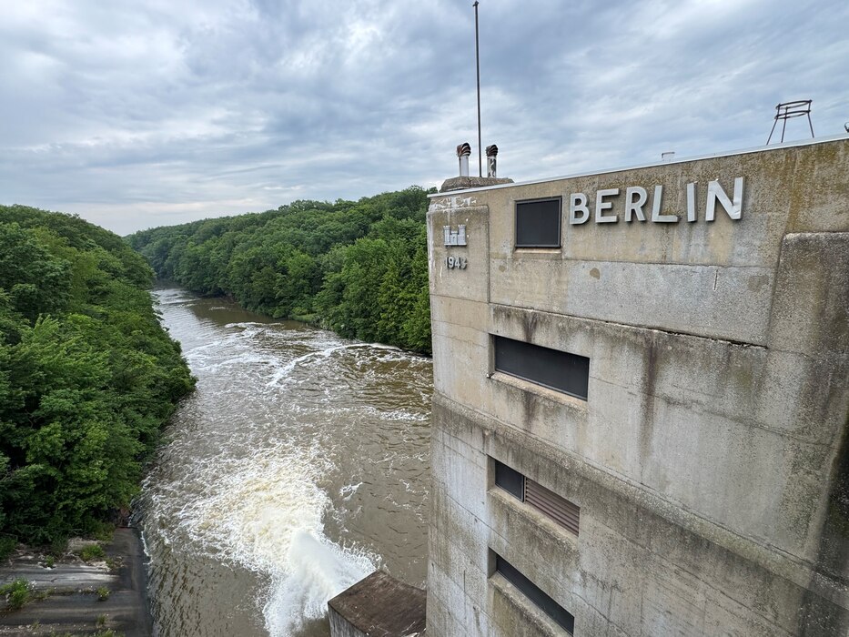 An image of Berlin Lake.