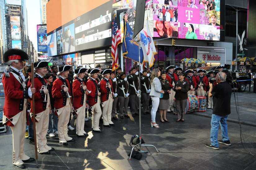 Army Reserve leader celebrates Army’s 249th birthday in heart of Big Apple