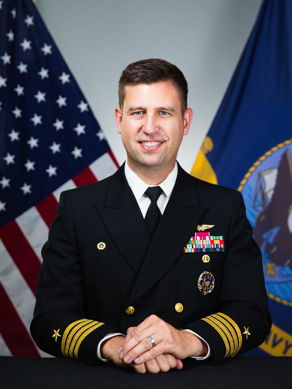 CAPTAIN MATT OLSON > Commander, Navy Region Mid-Atlantic > Bio Detail