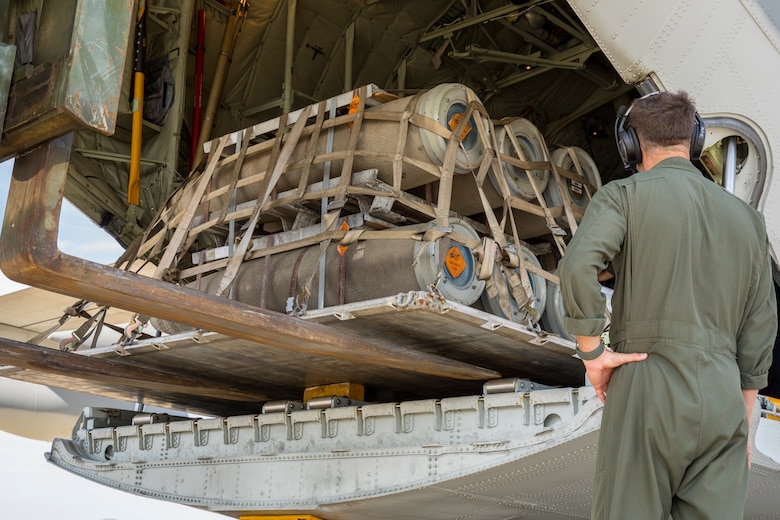 MASA 24: VMGR-352 conducts transportation flight operations