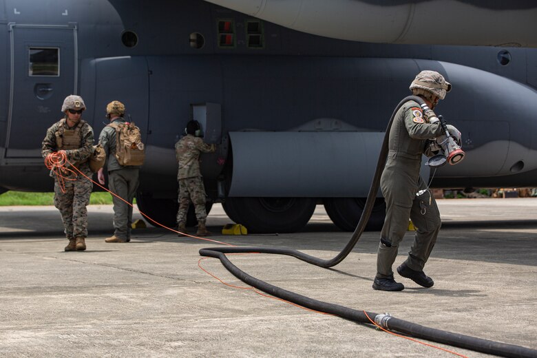 MASA 24: MWSS-371 and Philippine airfield operators conduct FARP operations at Laoag International Airport