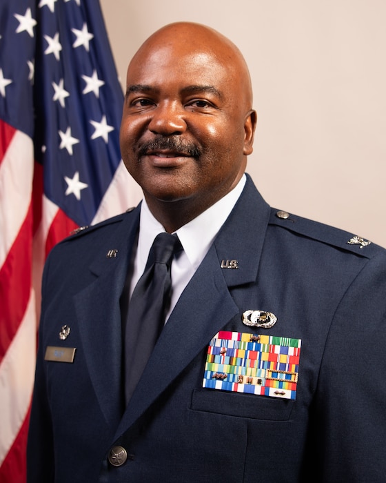Command photo of Col. Lionel D. Riley Commander of the 188th MSG