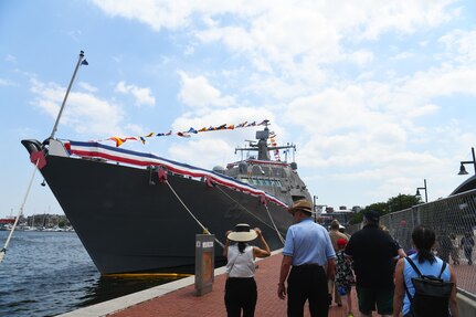 USS Marinette (LCS 25) pier side in Baltimore’s inner harbor during Maryland Fleet Week and Flyover Baltimore, 18 June.