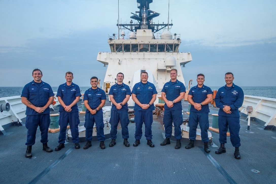 U.S. Coast Guard Cutter Hamilton’s (WMSL 753) qualified Officer of the Deck boatswain’s mates pose for a photo with Hamilton’s commanding officer, Capt. Justin Carter, middle, while at sea in Eastern Pacific, March 13, 2024. Hamilton recently had 13 crewmembers qualified as underway OODs, four of whom were boatswain's mates (BM). Petty Officer 1st Class Kyle Voutour, Petty Officer 1st Class Matthew Anderson, Petty Officer 2nd Class Ryan Kass, and Petty Officer 2nd Class Justin Figueroa earned their qualification letters, completing an advancement requirement for Chief Petty Officer. (U.S. Coast Guard photo by LTJG Ray Corniel)