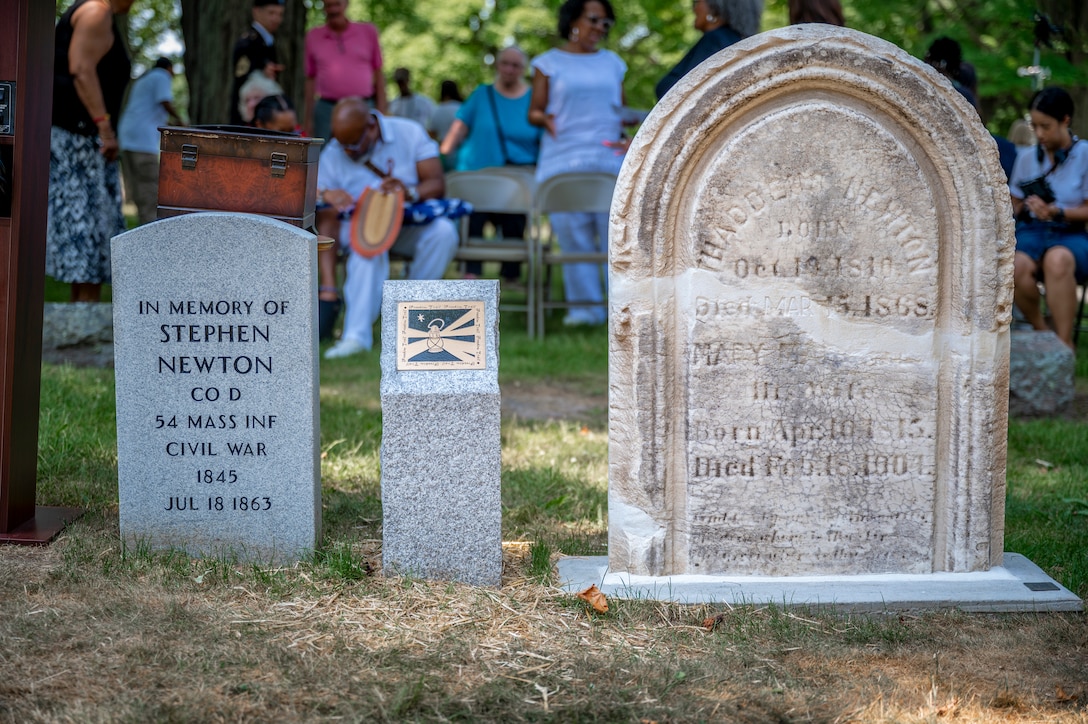 CTNG helps unveil burial marker for Civil War Soldier, parents’ refurbished gravestone