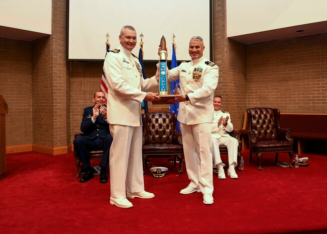 Navy Capt. retires