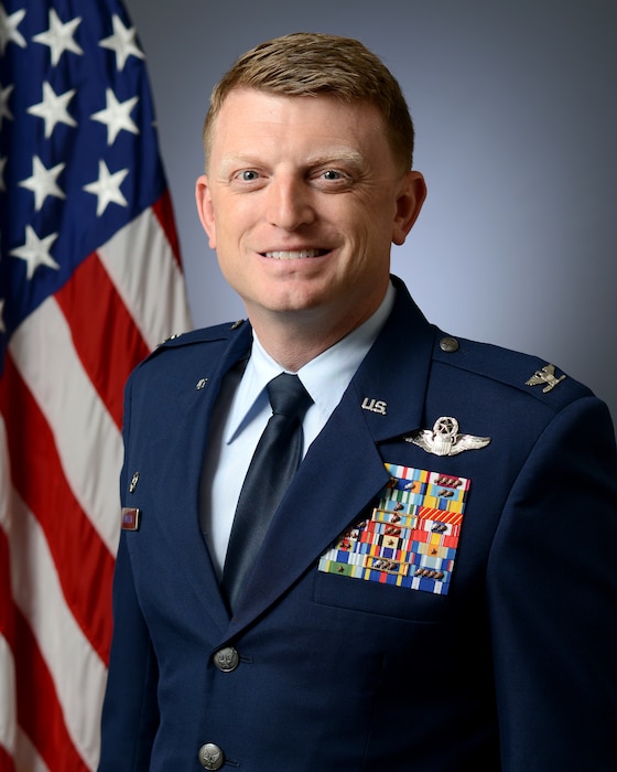 Official photo for Col. Mark L. Hamilton, 1st Special Operations Wing Deputy Commander of Operations.
