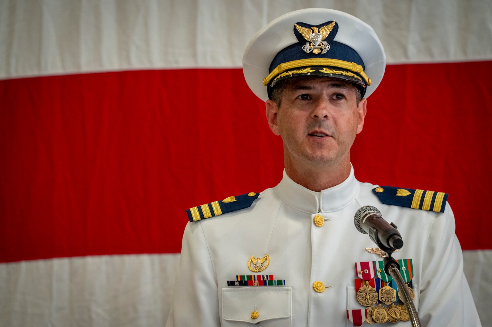 Coast Guard Air Station Savannah conducts change of command ceremony