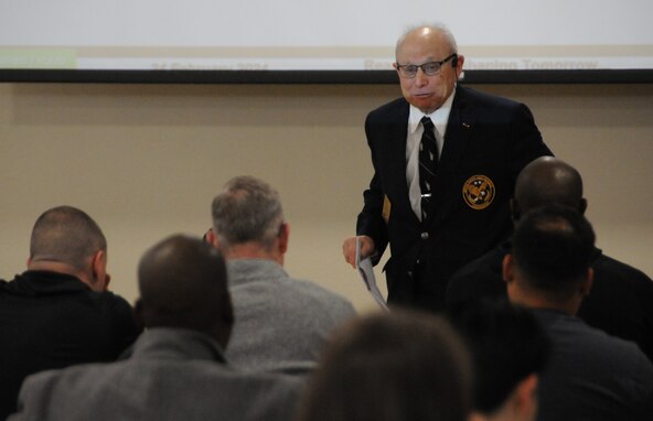 Army Reserve seminars help retirees plan future