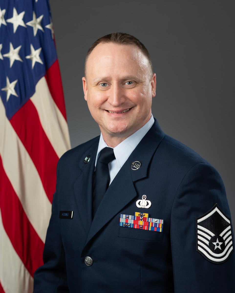 MSgt Ochsner Official Portrait