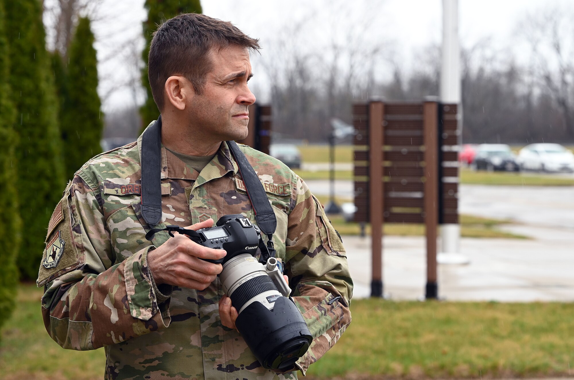 Master Sgt. Patrick O’Reilly, 445th Airlift Wing Public Affairs superintendent/photojournalist, is the 445th Airlift Wing March Spotlight Performer.