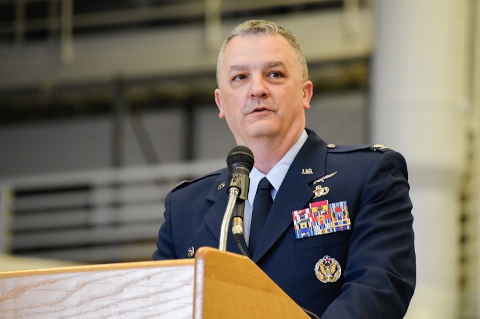 Col. David Hewlett assumed command of the Kansas Air National Guard’s 184th Wing during a change of command ceremony at McConnell Air Force Base, Kansas, March 2, 2024.
The official party included Brig. Gen. Jason Knobbe, commander of the Kansas Air National Guard; Col. Steve Smart, outgoing commander, 184th Wing; and Col. David Hewlett, incoming commander, 184th Wing. 
(Air National Guard photo by Master Sgt. Matt McCoy)