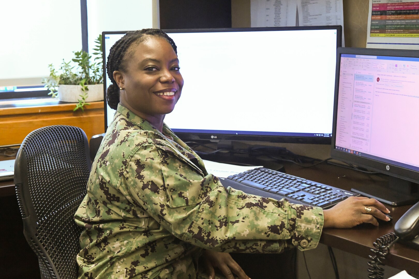 NMCCL officer selected as one of Navy Medicine’s Financial Management officer of the year