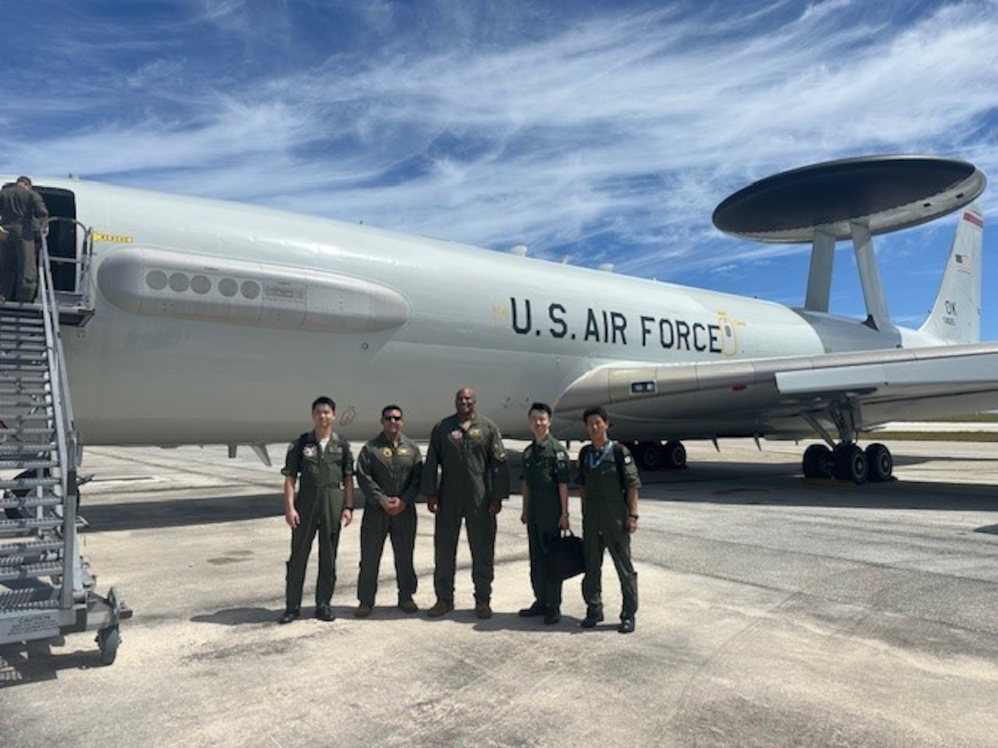 crew members in front of E-3