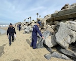 Unified Command has concluded the response Monday to an oil sheen that was observed offshore of Huntington Beach.
Over the weekend cleanup crews recovered approximately 85 gallons of product from offshore recovery efforts and removed roughly 1,050 pounds of oily waste/sand and tar balls from the shoreline. Official quantification of product collected throughout the response is ongoing.