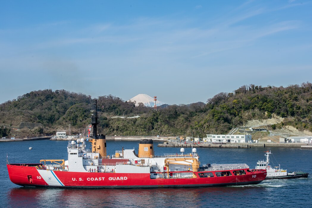 The US Coast Guard Cutter Polar Star (WAGB 10) transits through Truman Bay before arriving at Commander, Fleet Activities Yokosuka (CFAY).