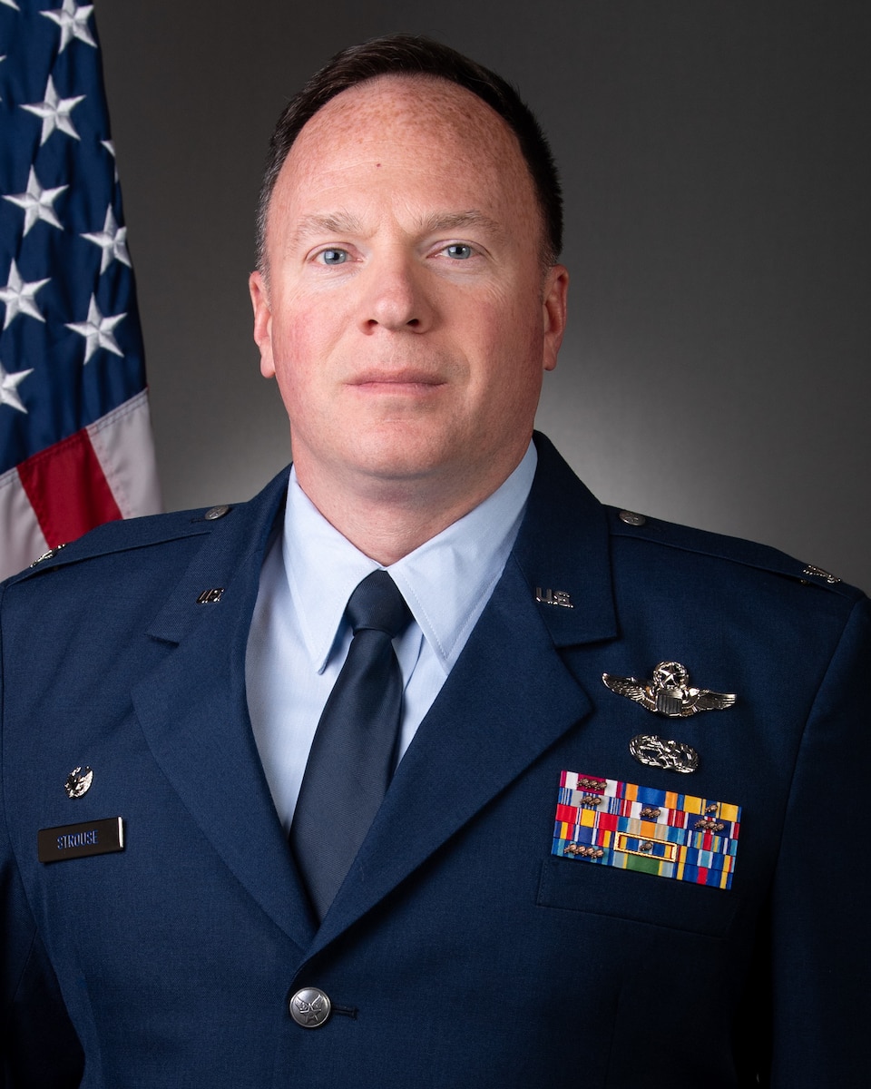 Official portrait of Col. Timothy Strouse