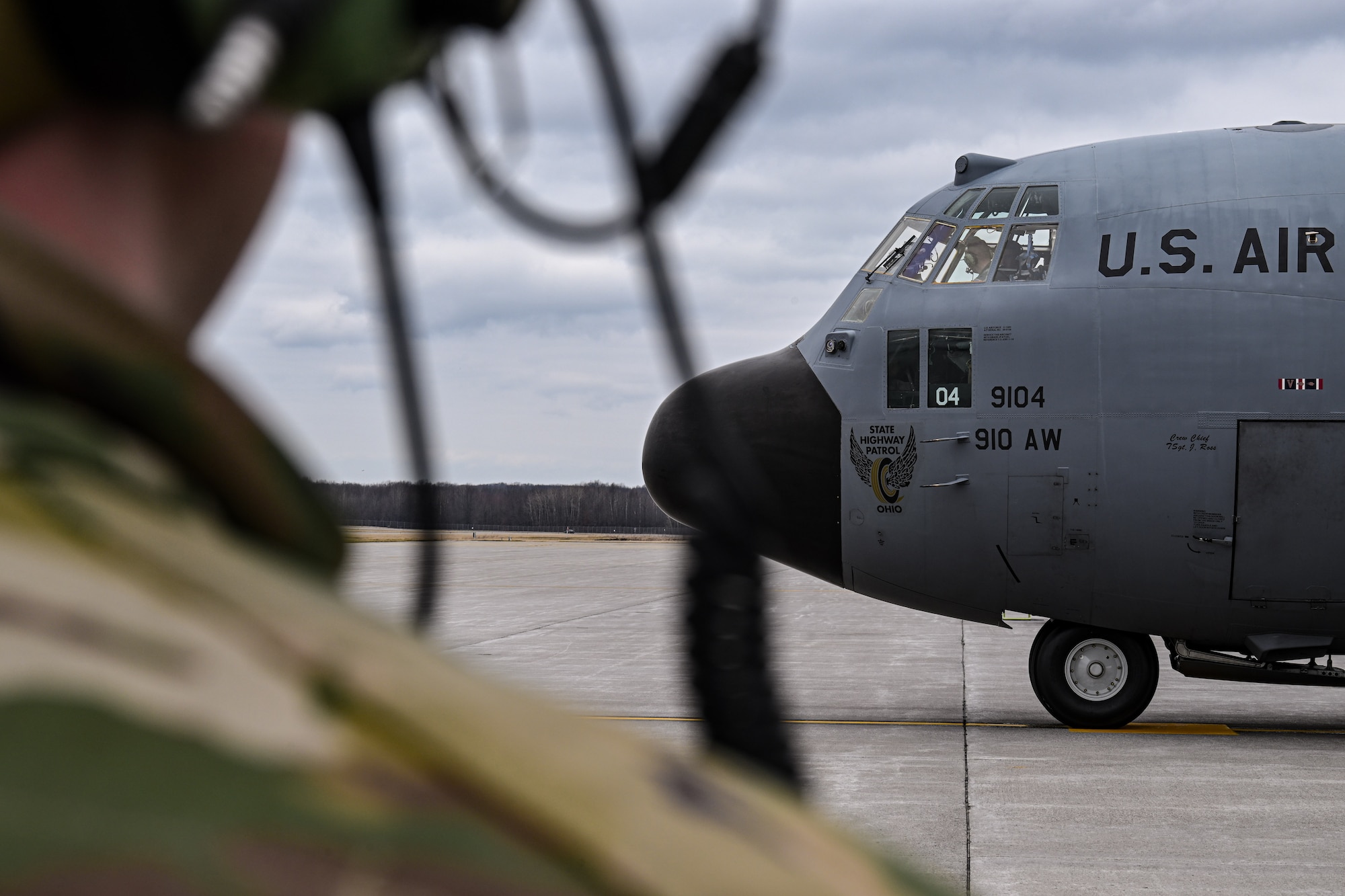 Aircrew assigned to the 757th Airlift Squadron prepare to taxi a C-130H Hercules aircraft prior to takeoff at Youngstown Air Reserve Station, Ohio, March 3, 2024.