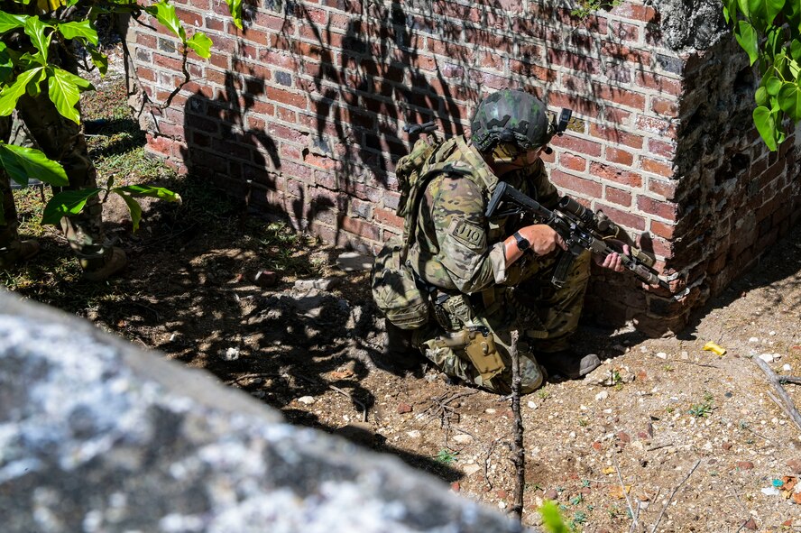 U.S. Army Soldier, assigned to Special Forces Operational Detachment Alpha, takes part in exercise Tropical Dagger at Kingston, Jamaica, Feb. 28, 2024.
