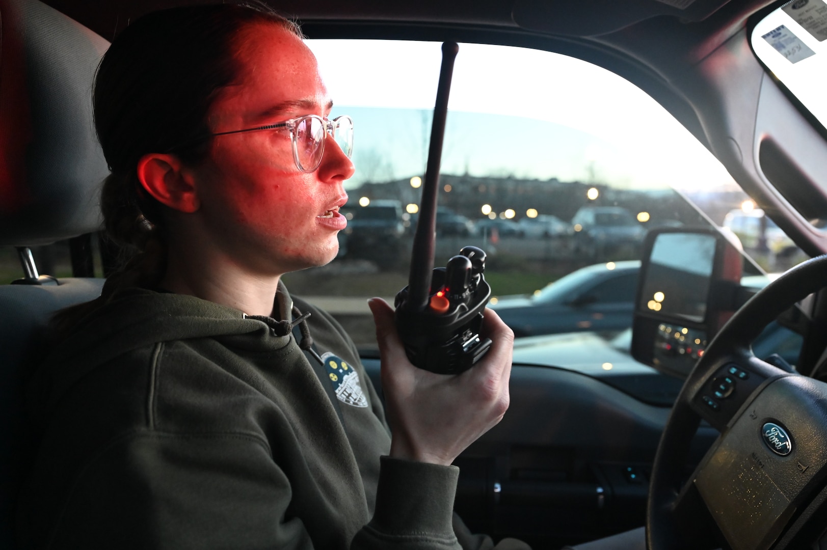 U.S. Army Staff Sgt. Chasity Townsend, administration noncommissioned officer, 33rd WMD-CST, makes a radio call in Washington, D.C., March 7, 2024.  The 33rd WMD-CST was strategically positioned to respond effectively with D.C. Fire, U.S. Secret Service, U.S. Capitol Police, and CBRNE Enhanced Response Force Packages (CERFP) units.