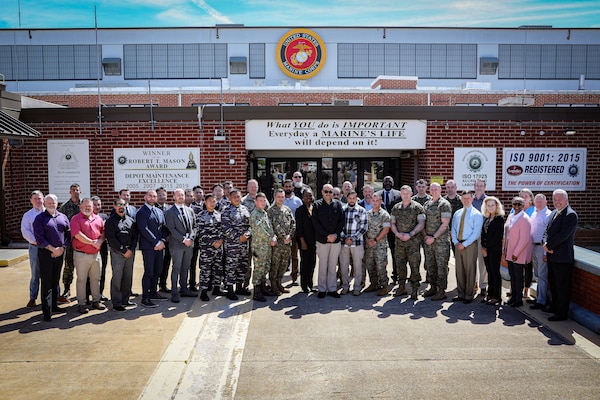 U.S. Marine Corps Assault Amphibious Vehicle (AAV) experts from the acquisition and logistics community held the first AAV Users Group at Marine Corps Logistics Base, Albany, Ga.