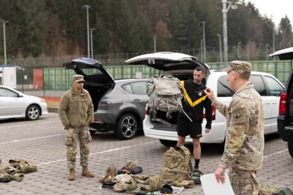 Army Reserve Soldiers in Europe prep for Air Assault School
