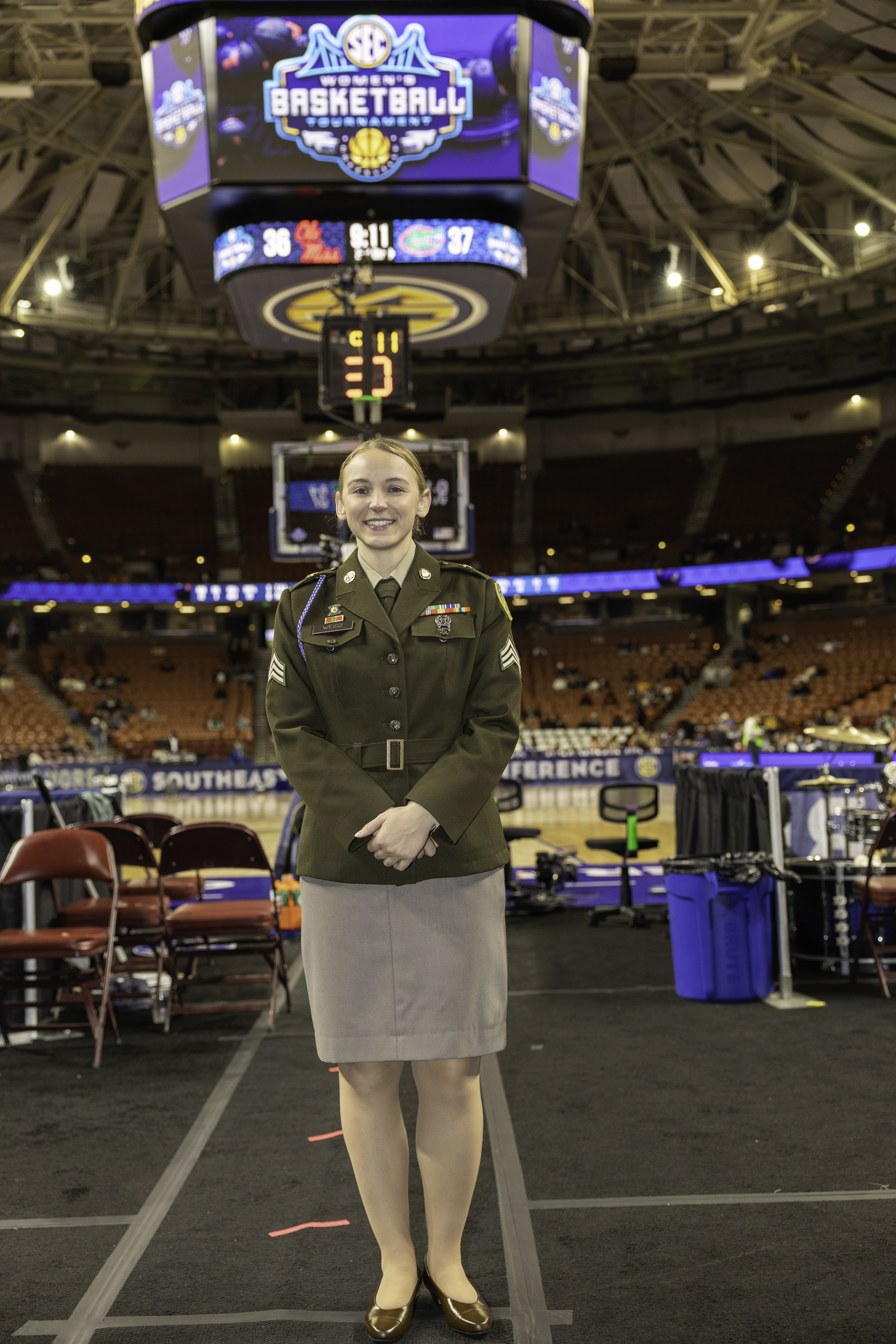 army female formal dress uniform She had her prom dress made from her late father's military uniform 