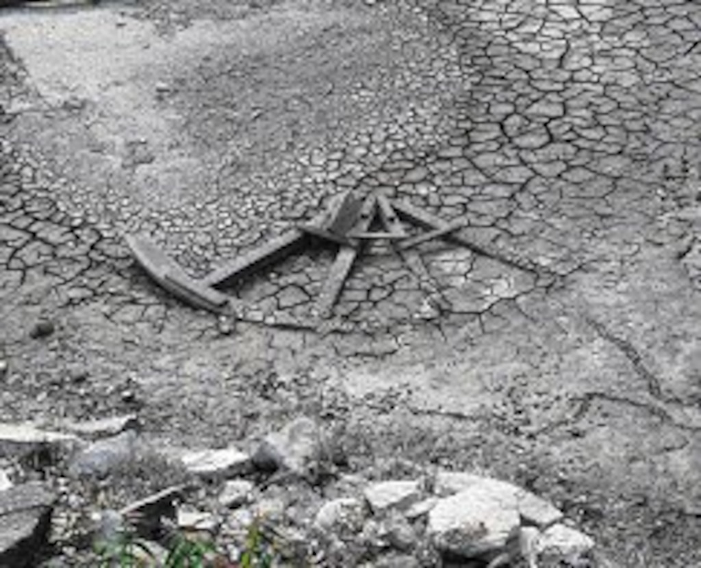 Remains of a wooden 'spider' found in 2001 in the Bluestone Dam lagoon.