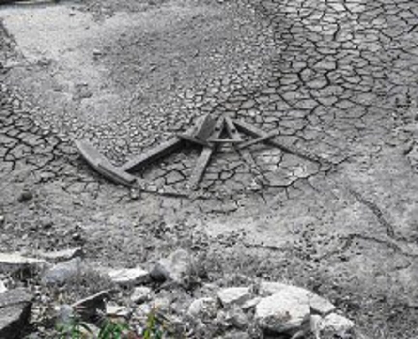 Remains of a wooden 'spider' found in 2001 in the Bluestone Dam lagoon.