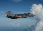 F-35A live air to air missile shot.
I believe this came from DVIDS but the meta data was lost by the time I received it.