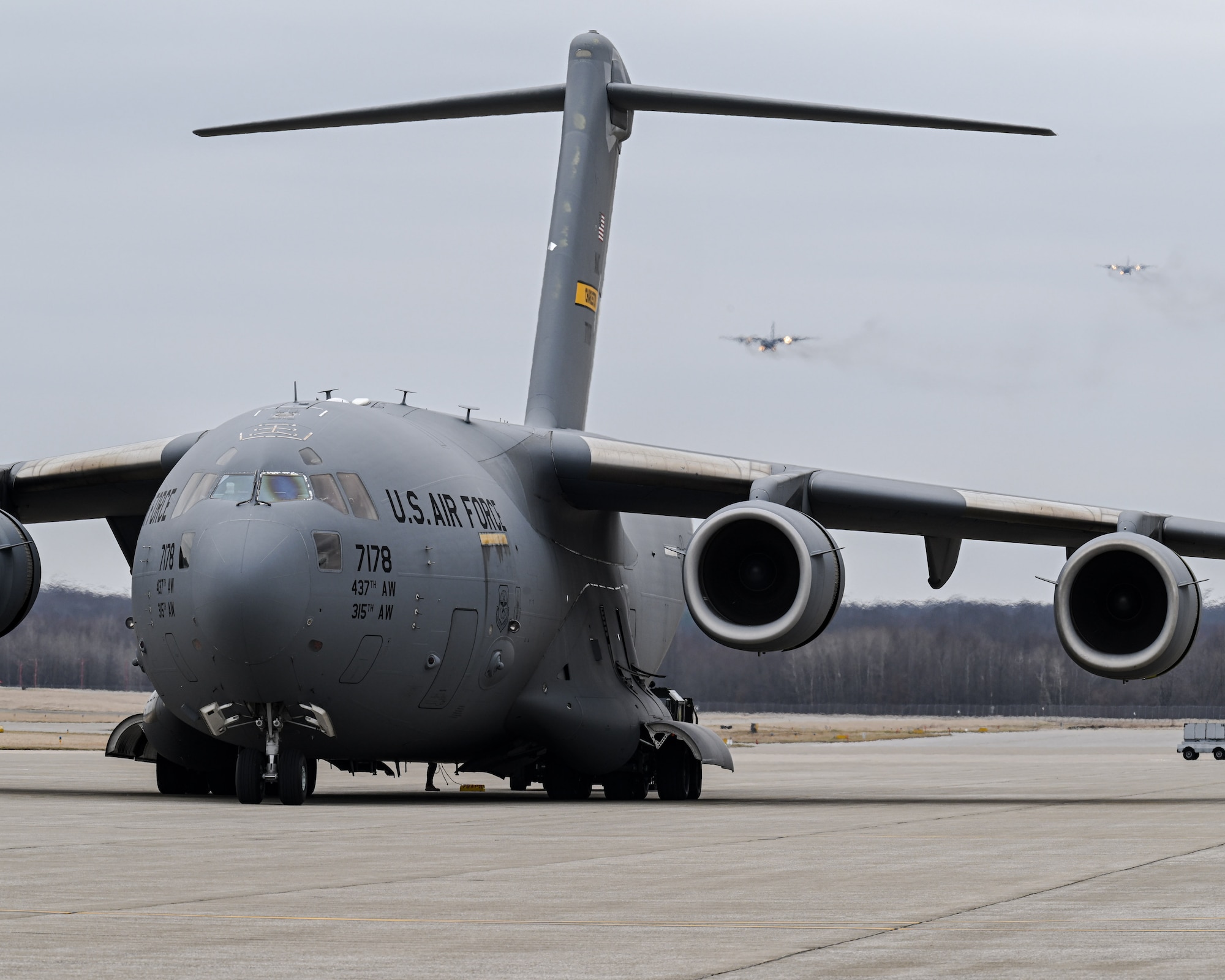 A C-17 Globemaster III assigned to Joint Base Charleston, South Carolina, taxis at Youngstown Air Reserve Station, Ohio, March 3, 2024.