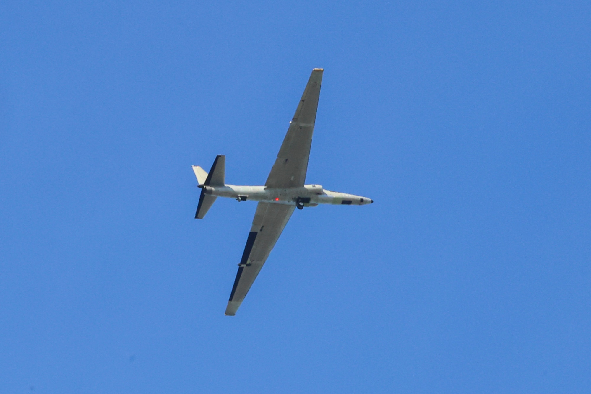 U.S. Air Force TU-2s Dragon Lady 1078 conducts its first flight in 1030 days after undergoing extensive maintenance at Beale Air Force Base, California, Feb. 15, 2024