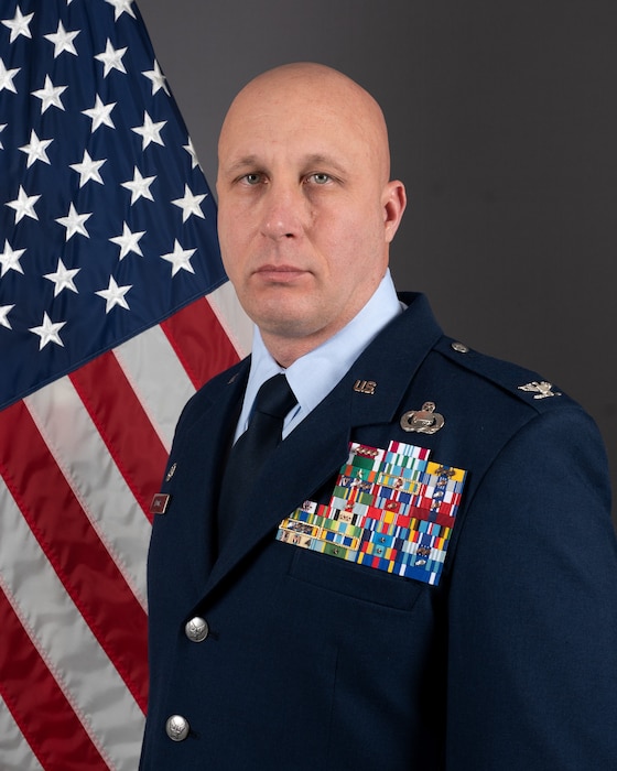 Official photo for Col. Brian C. Brooks, 755th Intelligence, Surveillance and Reconnaissance Group at Joint Base Langley-Eustis, Va.