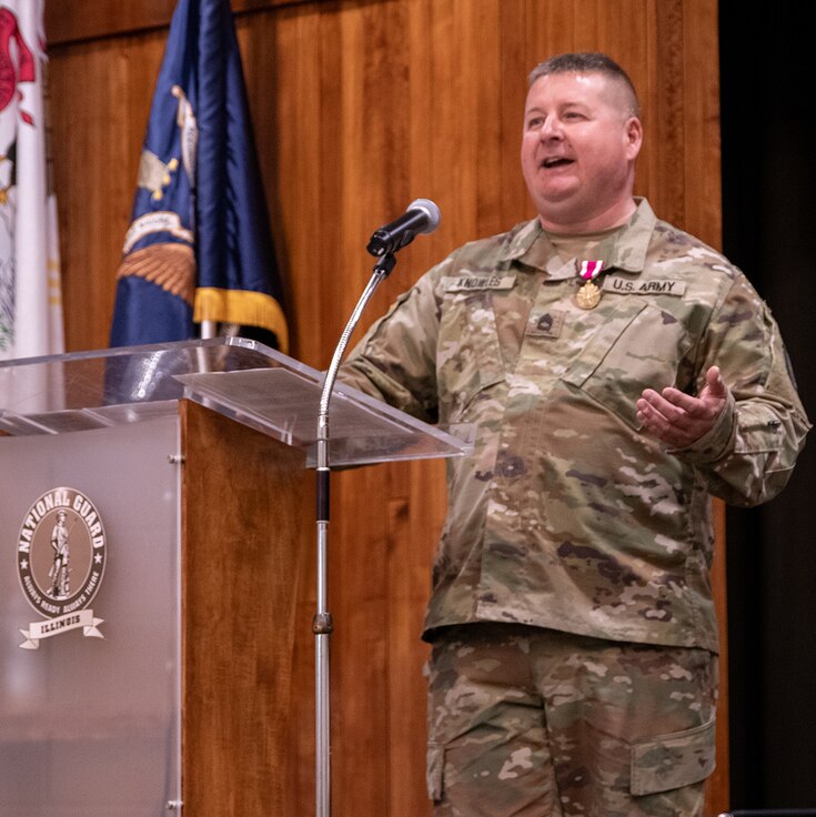 Sgt. 1st Class Richard Knowles, of Petersburg, thanks friends, family, and fellow Soldiers, for their support during his 30 years of service in the military during a joint retirement ceremony March 23 at the Illinois Military Academy, Camp Lincoln, Springfield.