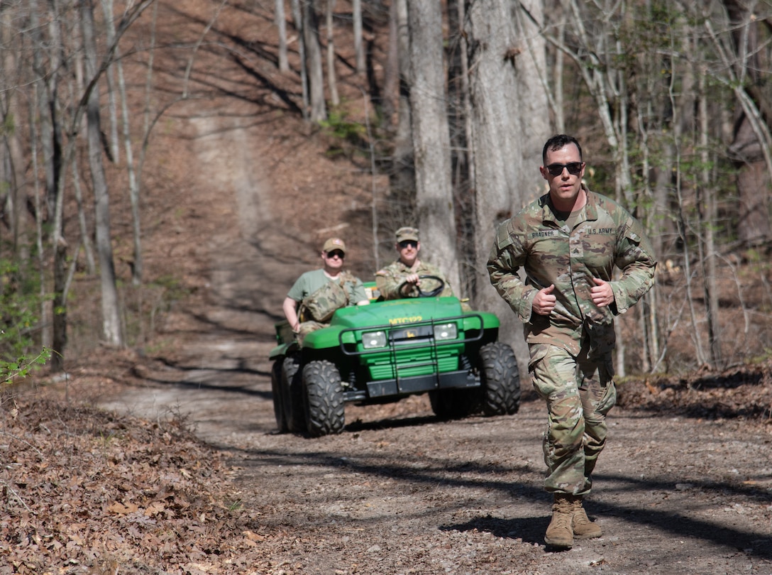 116th IBCT’s Cooper, 329th’s Bradner are VaARNG best warriors​