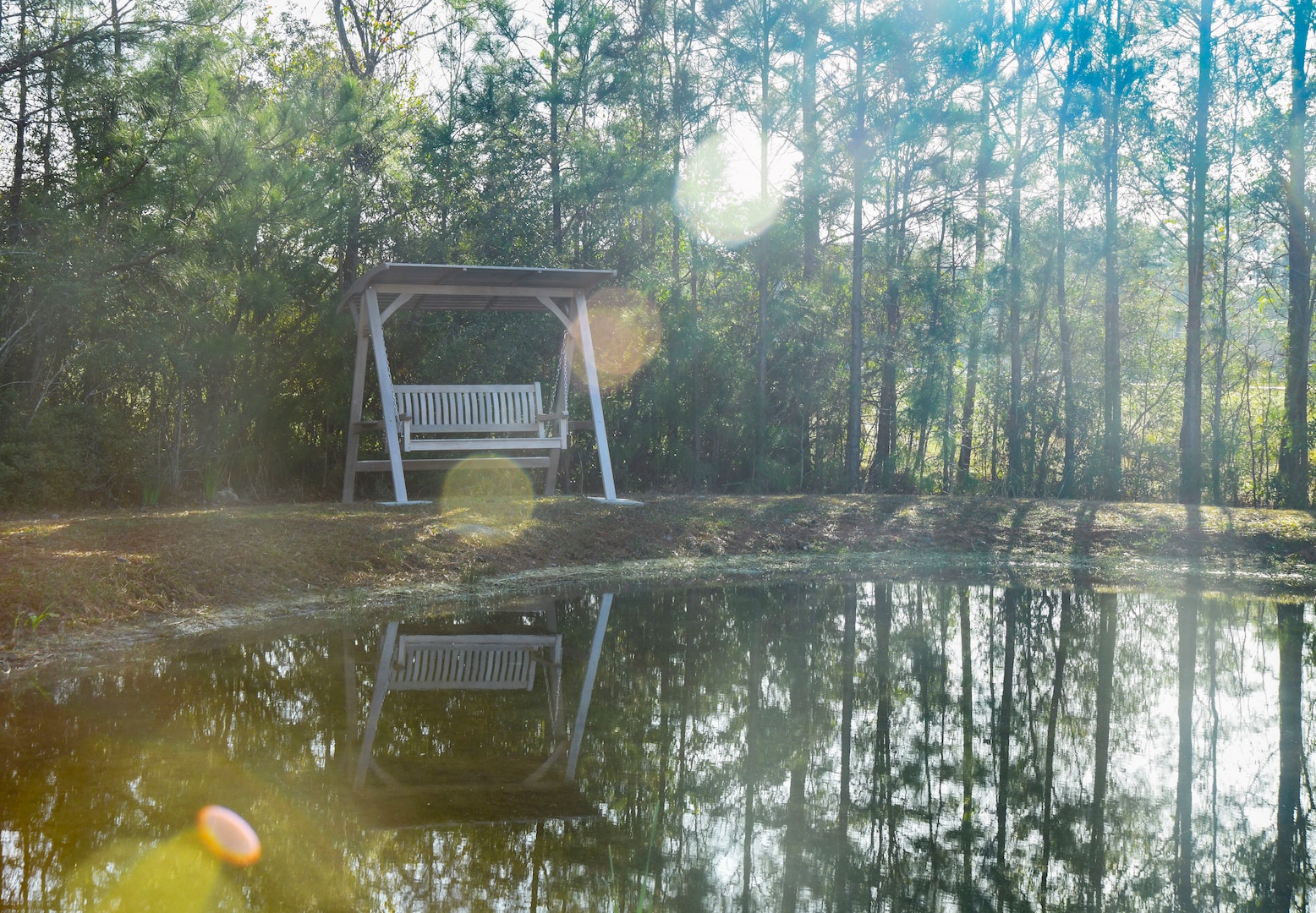 The Warrior Garden at Intrepid Spirit Center Camp Lejeune offers a space for serenity to clinic patients. The garden encourages nature-based therapy which encourages service members to connect with nature as part of their healing journey from a brain injury or illness.