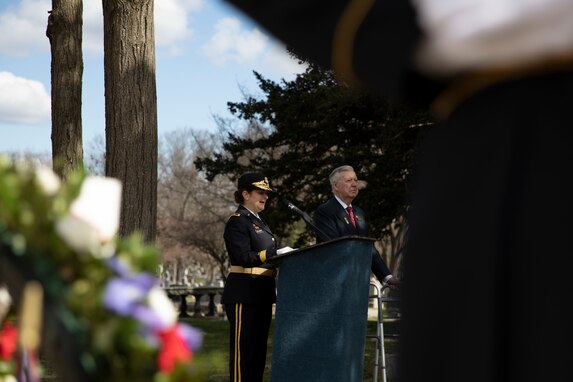 Army Reserve remembers past president’s birthday