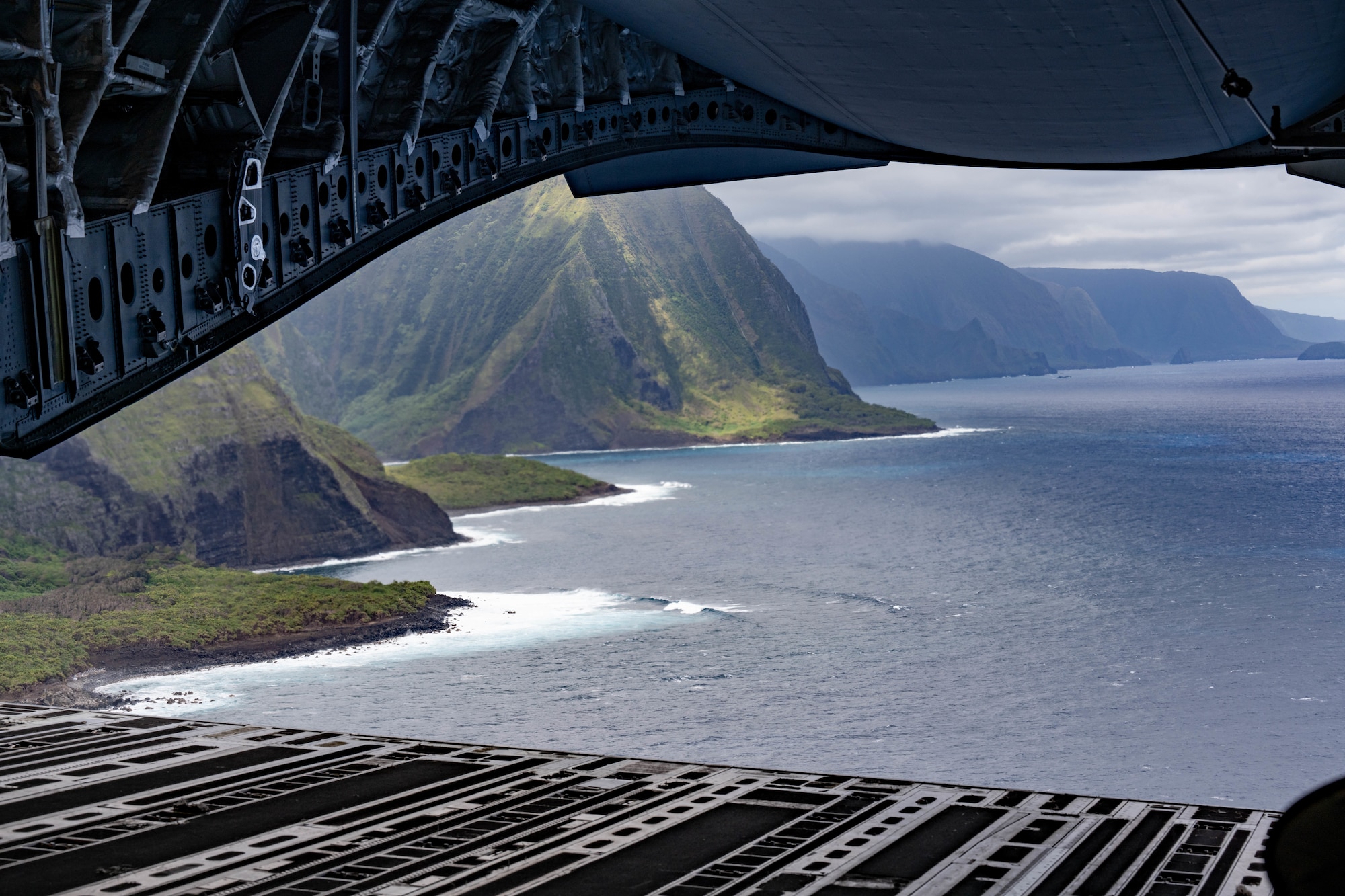 view from an aircraft flying over the islands of Hawaii.