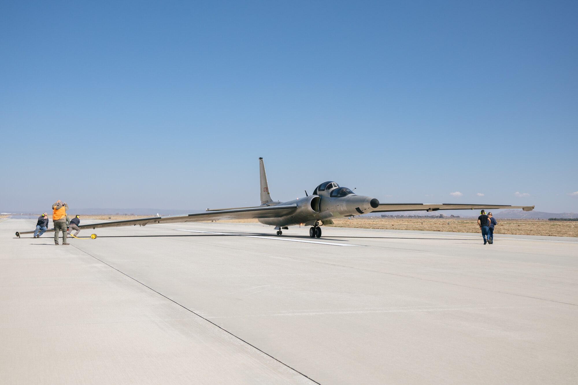 A TU-2S Dragon Lady assigned to the 9th Reconnaissance Wing, Beale Air Force Base, Calif., arrives at USAF Operating Location Plant 42 in Palmdale, California, to receive final paint coatings, Feb. 29. The aircraft returned to flight after nearly two years through the collaboration of the Air Force Life Cycle Management Center, 412th Test Wing at Edwards and Lockheed Martin Corporation. (Air Force photo by Richard Gonzales)