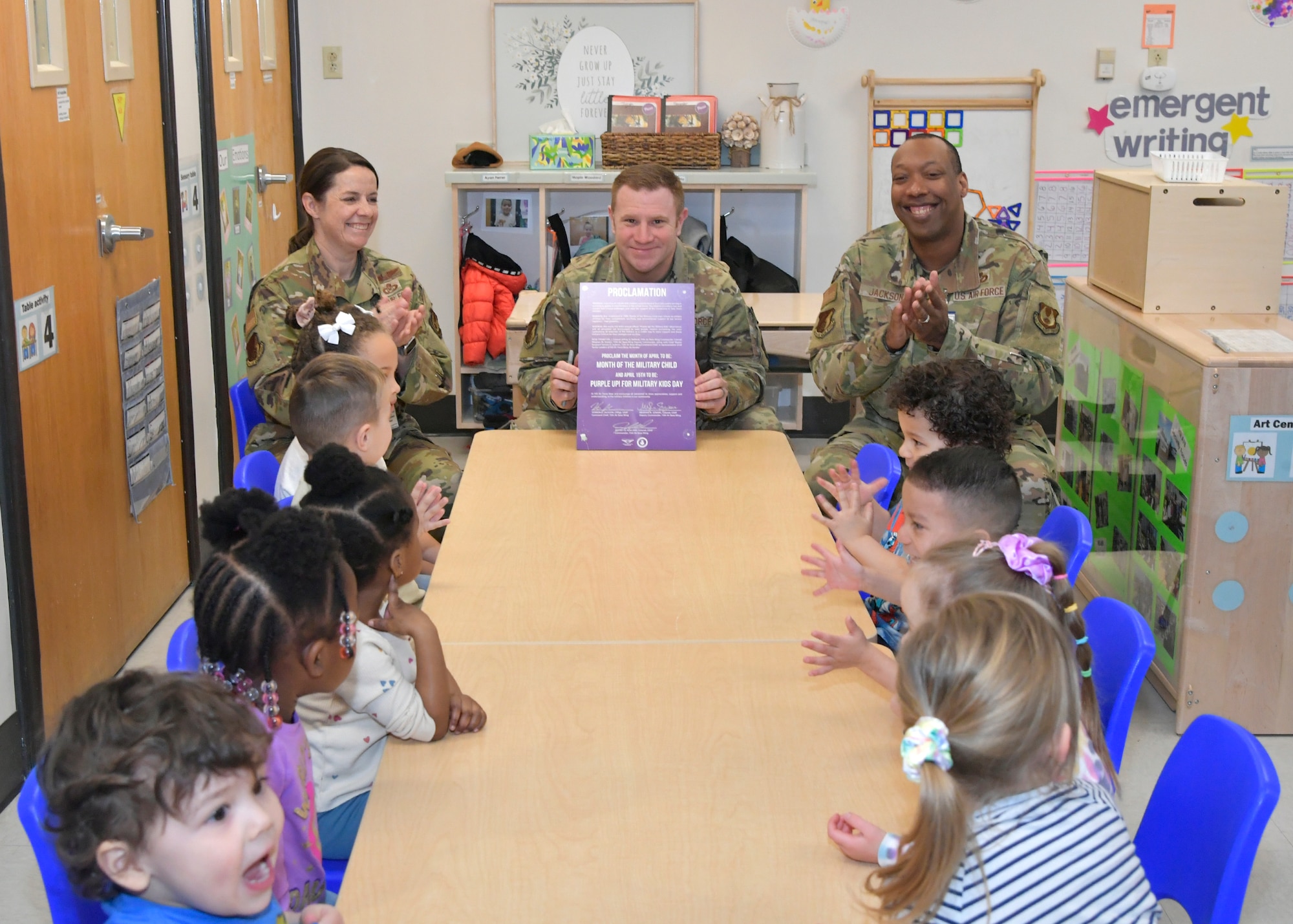 Military members celebrate with child development center childrent
